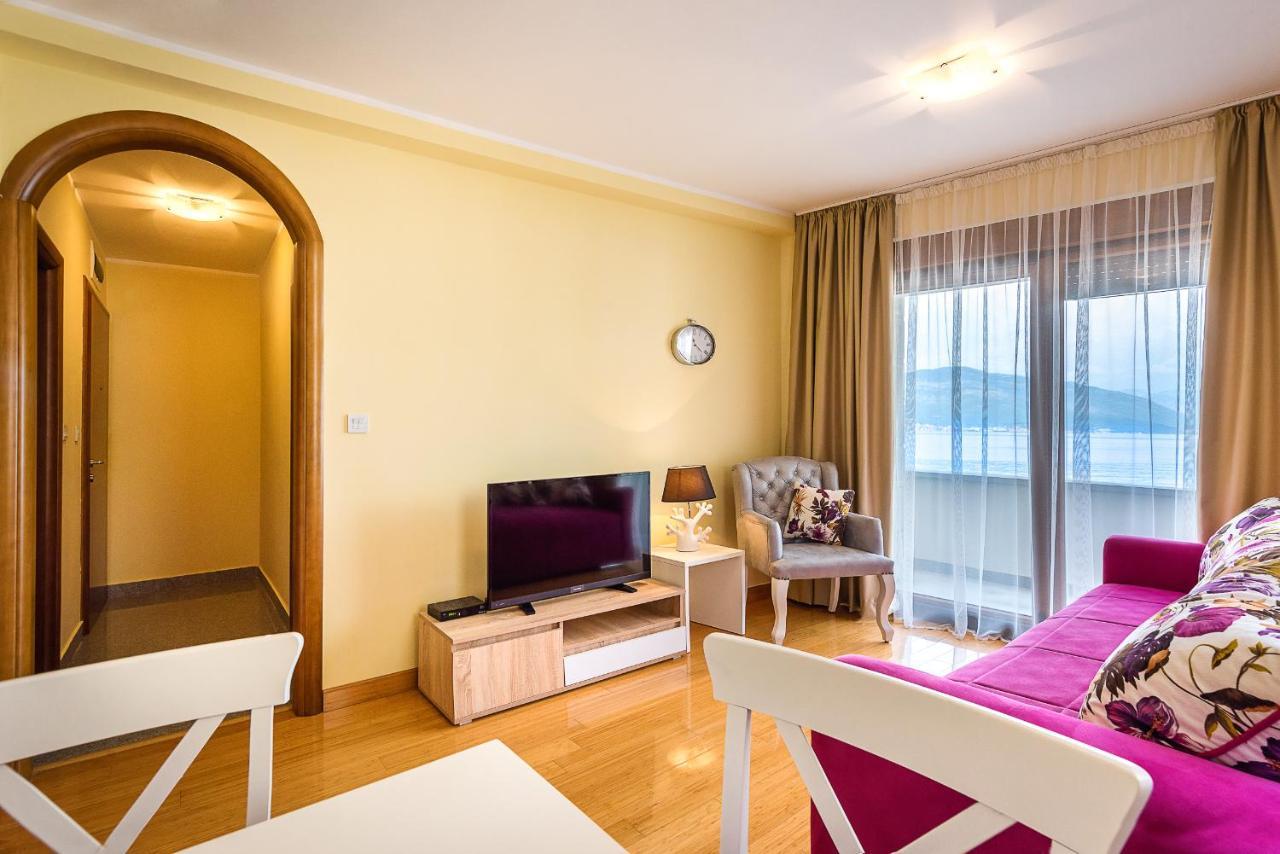 Santorini Apart Krasići 외부 사진
